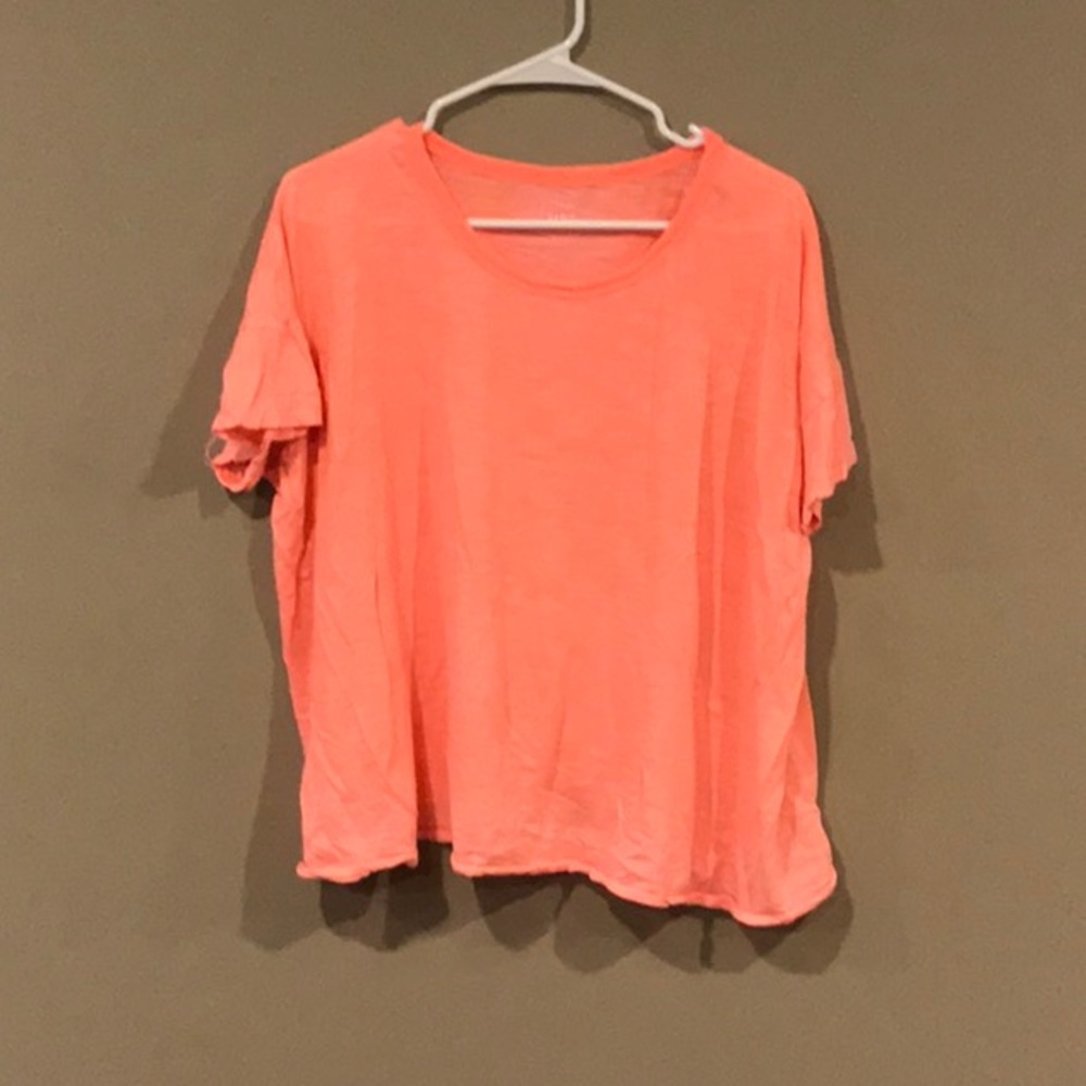 Orange/pink shirt sleeved shirt
